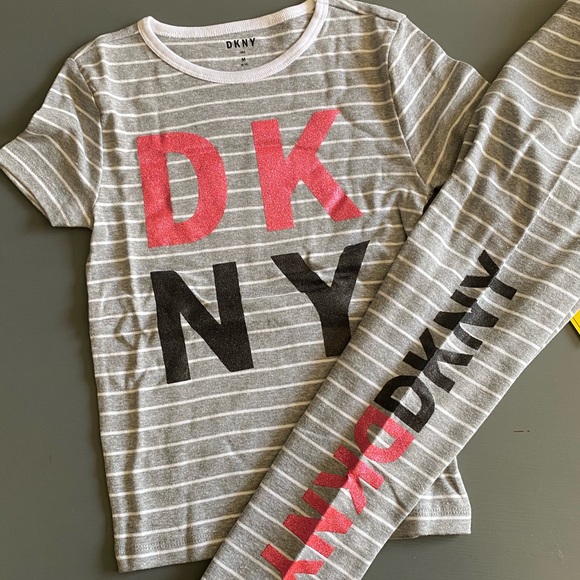 SOLD🎈DKNY NWTs pj lounge set - Picture 5 of 5